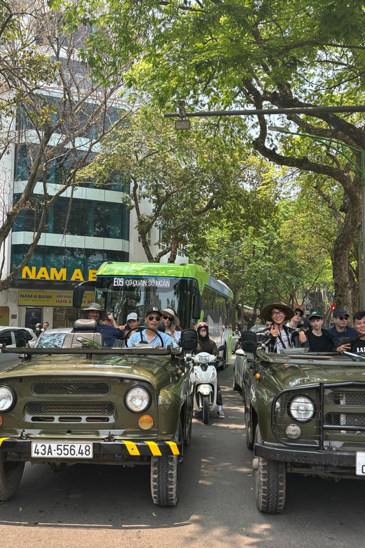 Hanoi Jeep By Night Street Food, Backstreet+ Train Street - Food and Beverage Experience