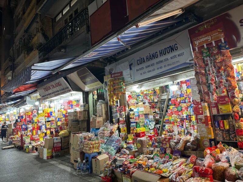 Hanoi Local Street Food Experience - Food and Drink Sampling