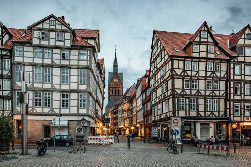 Hanover: Private Walking Tour With a Guide (Private Tour) - Experience Highlights