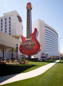 Hard Rock Hotel & Casino Biloxi - Dining Experiences