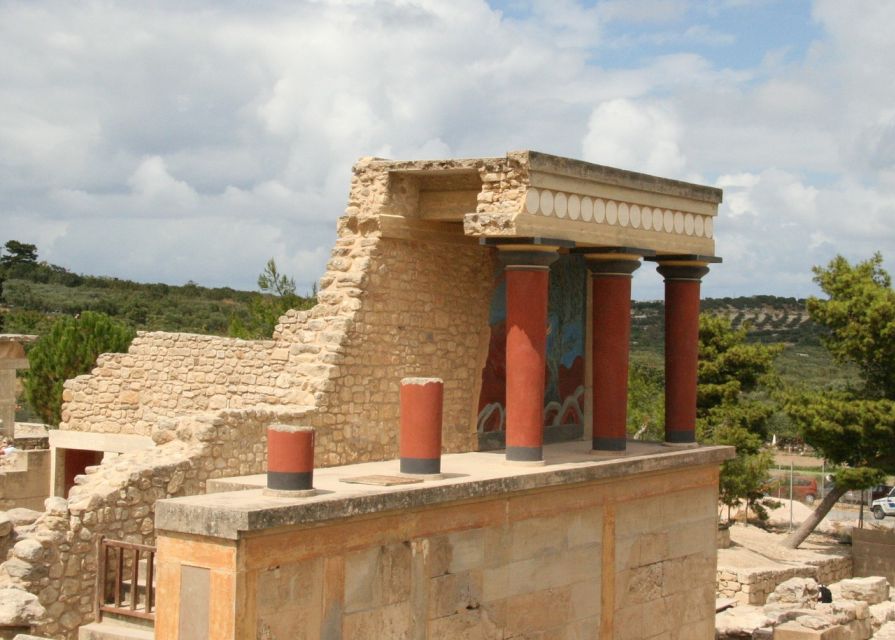 Heraklion: Crete Palace of Knossos, Museum & Shore Excursion - Discovering the Archaeological Museum