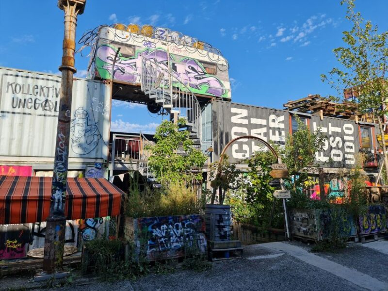 Hidden Architectural Treasures of Munich - Tour Experience