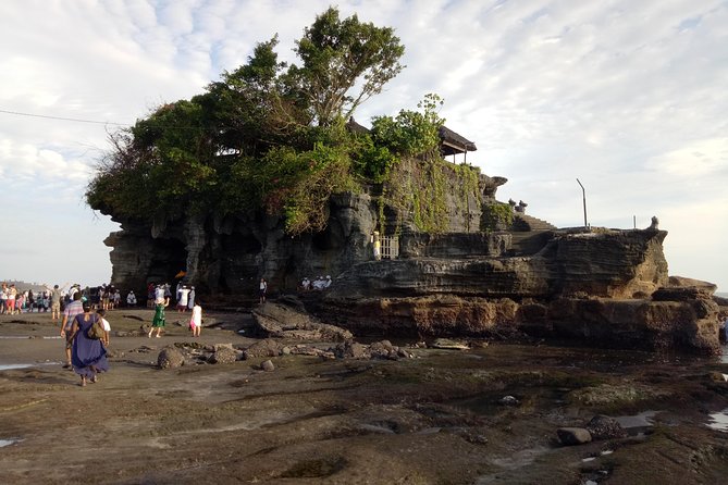 Hidden Nungnung Waterfall and Tanah Lot Sunset Private Tour - Transportation and Logistics