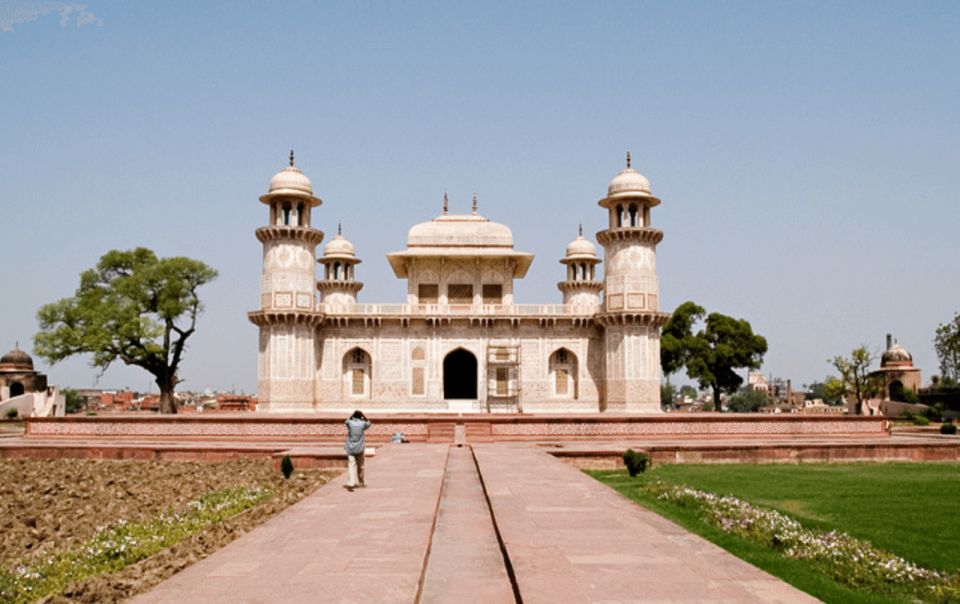 Highlights of Agra Full Day City Tour With Tour Guide - Taj Mahal Experience