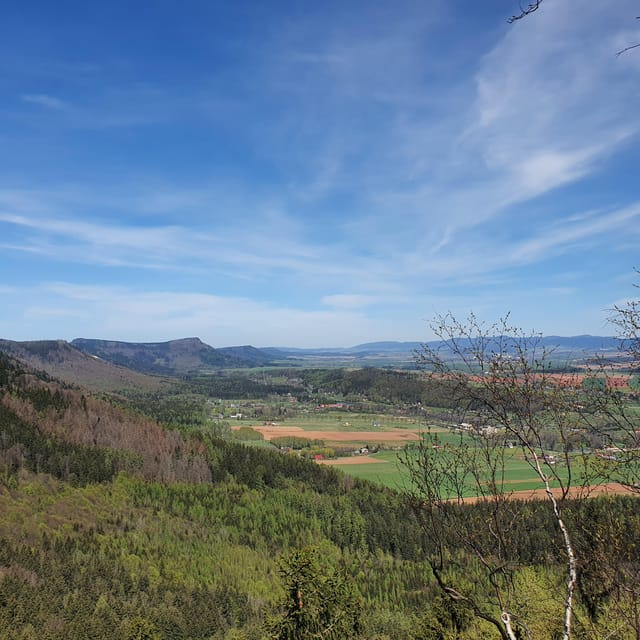 Hiking in the Land Born From the Sea - Unique Features of the National Park