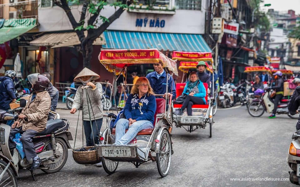 Ho Chi Minh City Cyclo Tour With English Speaking Guide - Cultural Highlights of the Tour