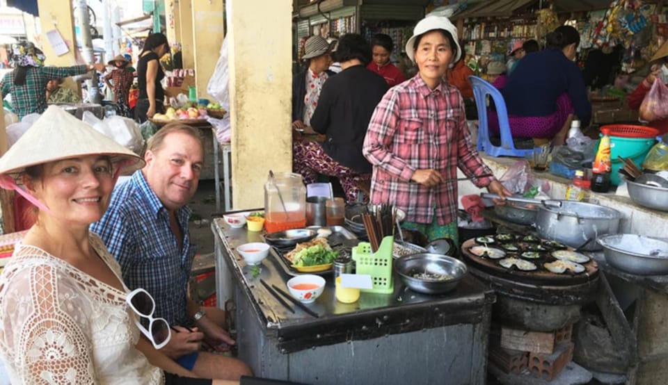 Ho Chi Minh: Tasty Vegan Food and Local Beer by Motorbike - Local Beer and Refreshments