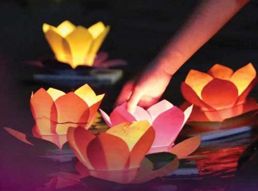 Hoi An: Boat Ride on Hoai River & Release the Flower Lantern - The Ritual of Lantern Releasing