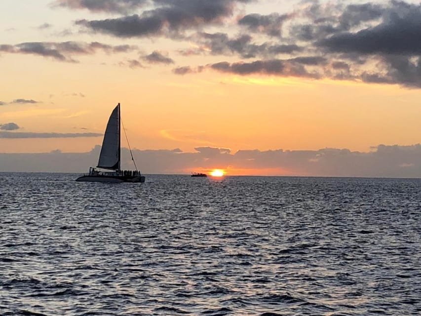 Honolulu: City Lights Sunset Sail - Recommended Items to Bring