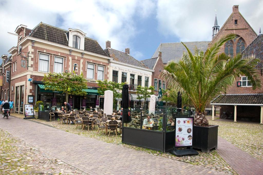 Hotel De Gulden Leeuw - Available Facilities and Services