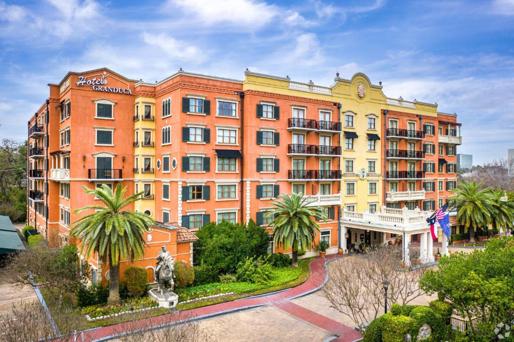 Hotel Granduca Houston Review