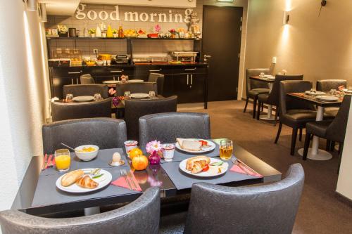 Hotel Mansion - Amenities and Services