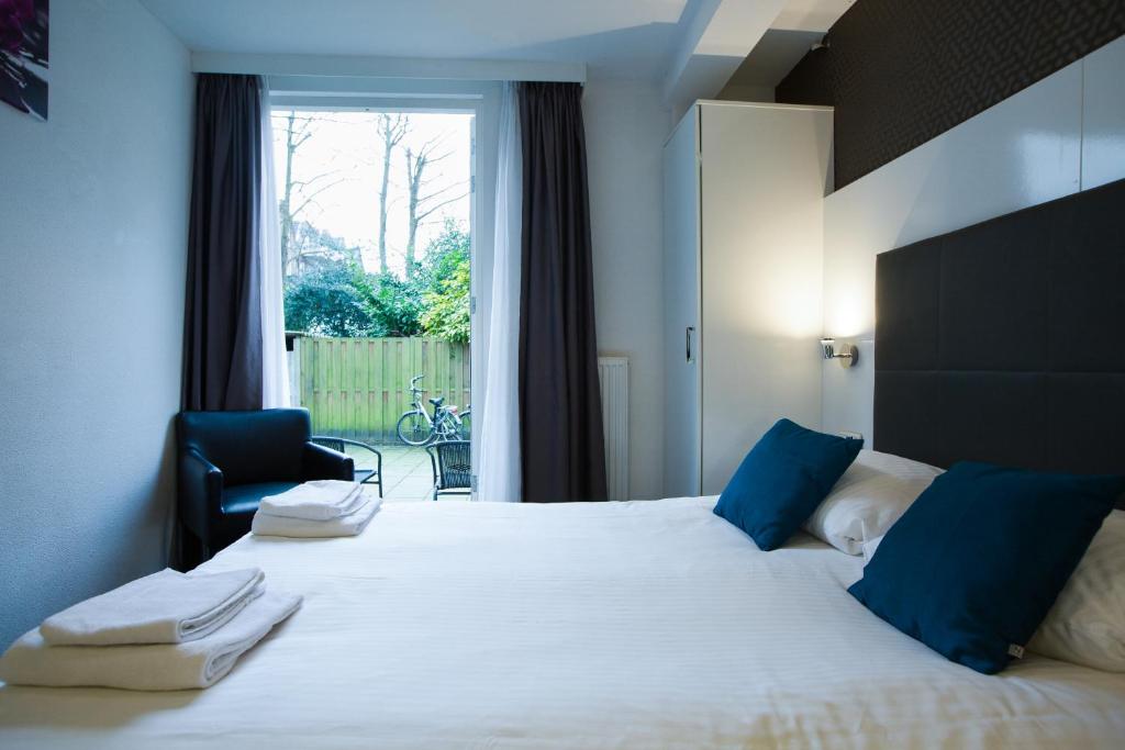 Hotel Vossius Vondelpark - Amenities and Services Offered