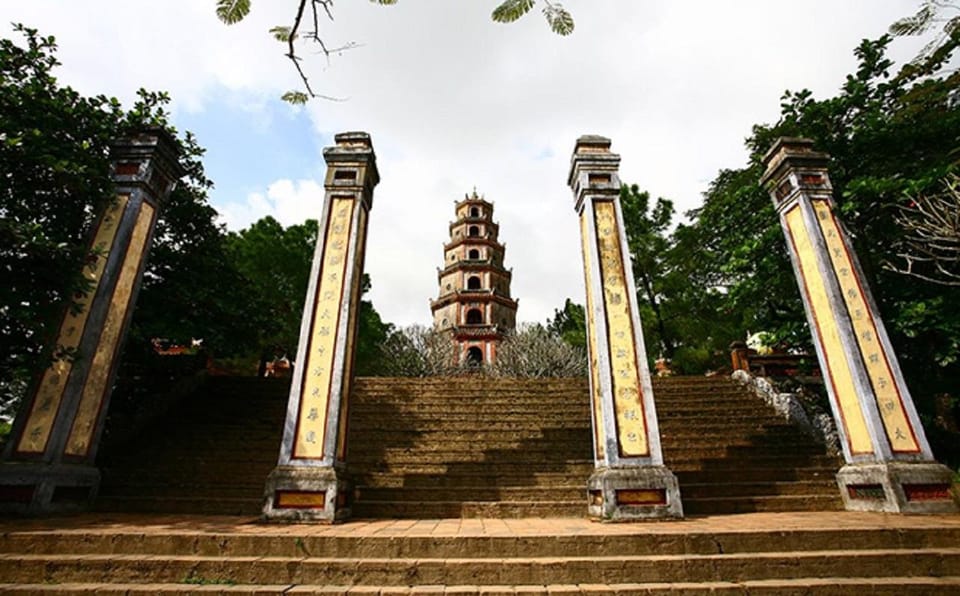 Hue : Imperial Citadel - Thien Mu Pagoda - Dragon Boat Trip - Included and Excluded