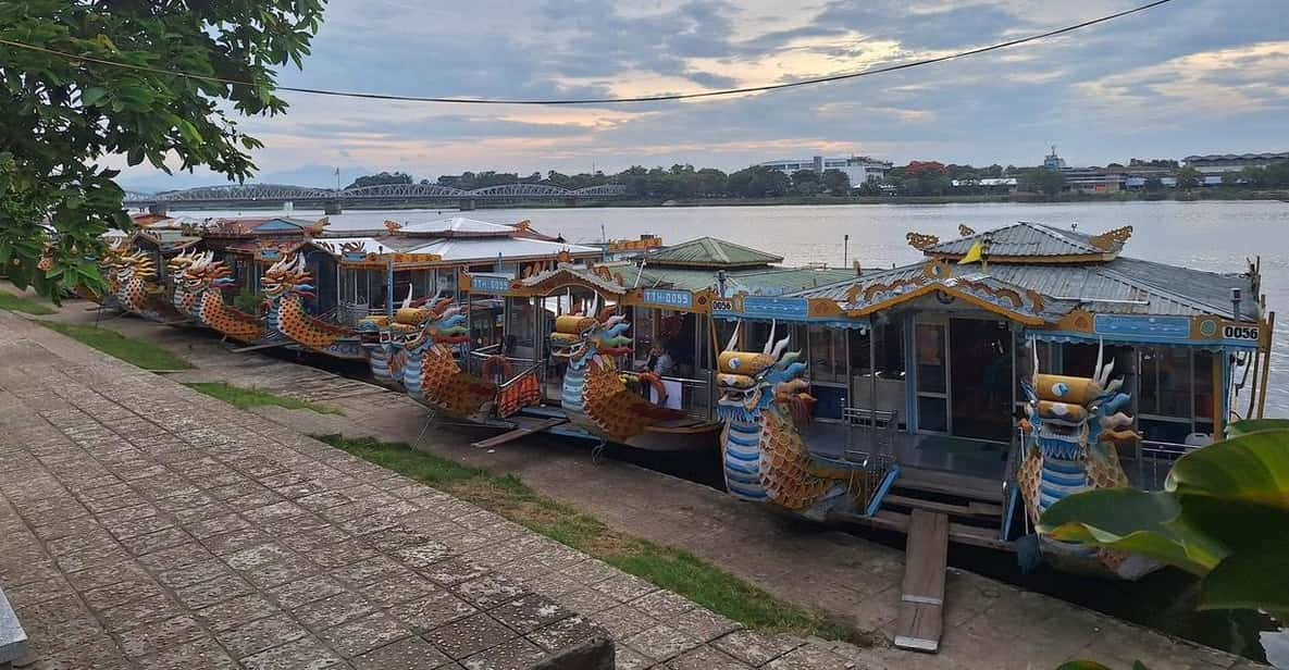 Hue: Private Dragon Boat, Thien Mu Pagoda, & Royal Tomb Tour - Highlights of the Tour