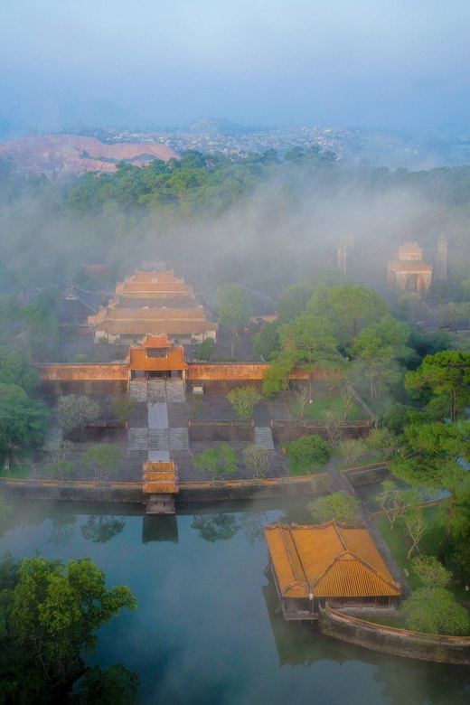 Hue Royal Tombs Tour: Khai Dinh and Tu Duc Mausoleum - Highlights of the Tour