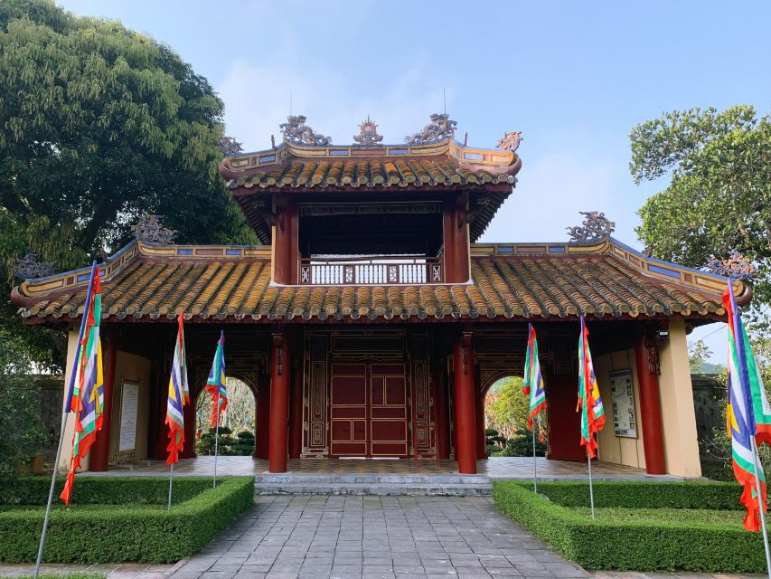 Hue Sightseeing Tour With Private Driver - Royal Tombs Exploration