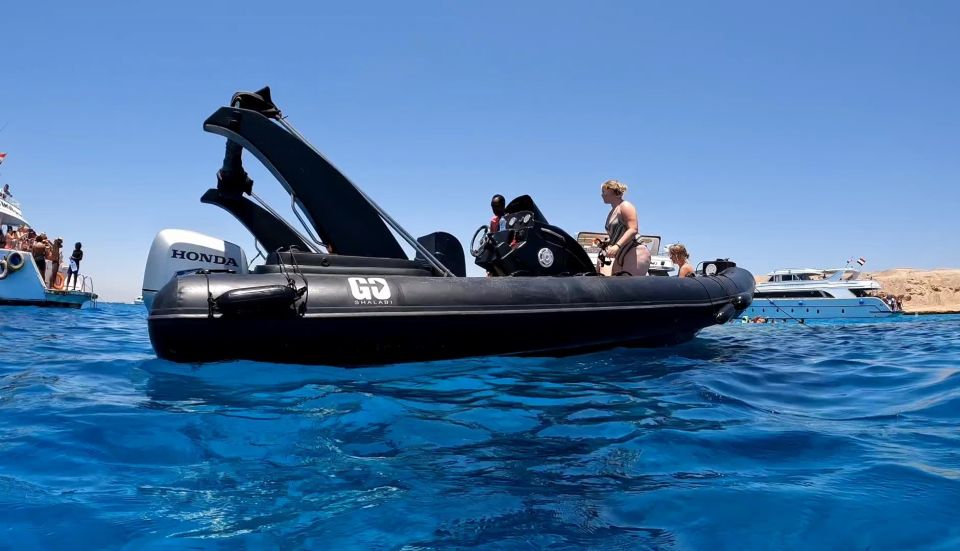 Hurghada: 3-Island Tour With Dolphin Watching and Snorkeling - Inclusions and Amenities