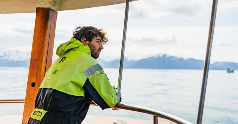 Húsavík: Whale Watching Tour With Guide - Details of the Tour