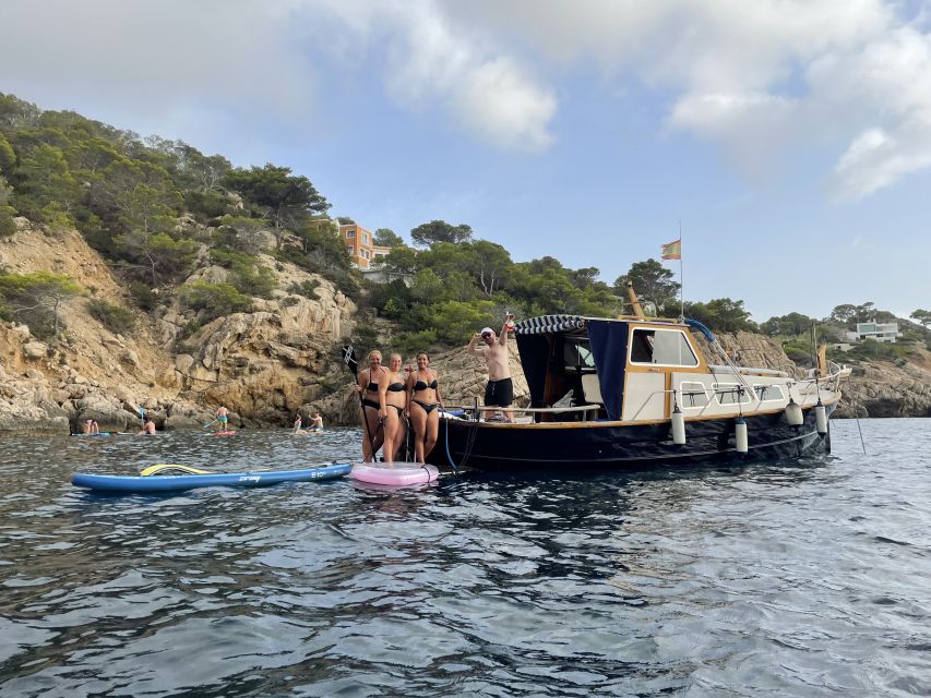 Ibiza: Classic Full or Half-Day Boat Charter - Boat Features and Amenities