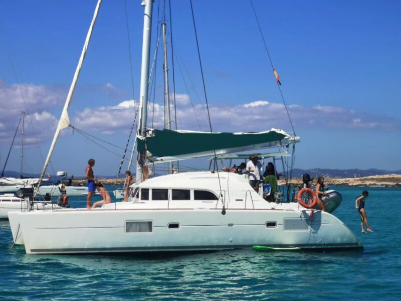 Ibiza: Small Group Day Trip to Formentera by Catamaran - Onboard Amenities