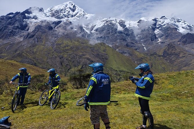 Inca Jungle Trek to Machu Picchu 4 Days - Day 1: Cusco to Santa Maria