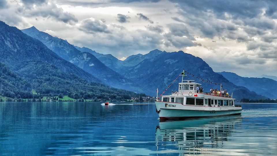 Interlaken: Capture the Most Photogenic Spots With a Local - Booking Your Adventure