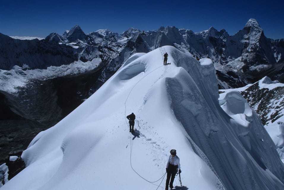 Island Peak Climbing: - 17-Day EBC Via Island Peak Climbing - Inclusions and Accommodations