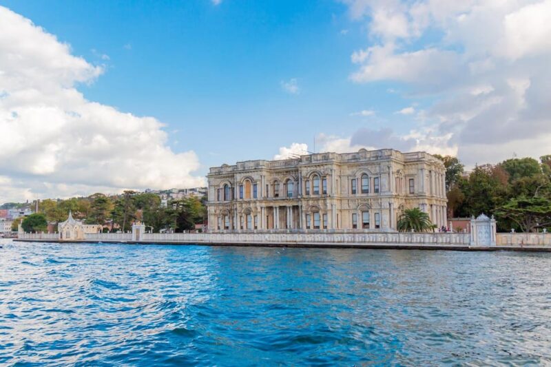 Istanbul: Bosphorus Guided Sightseeing Cruise - Detailed Itinerary