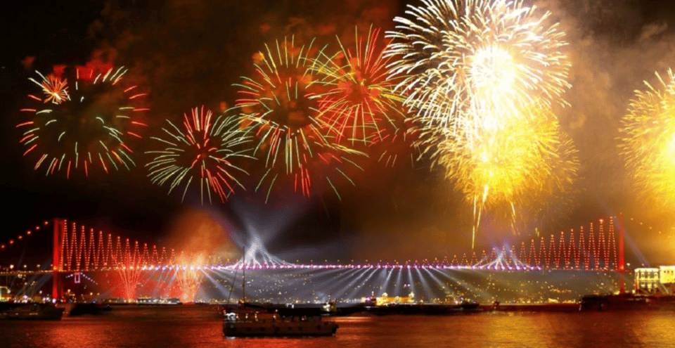 Istanbul: Bosphorus New Years Eve Cruise With Dinner & Show - Detailed Itinerary