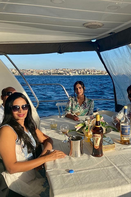 Istanbul: Bosphorus Yacht Cruise at Sunset With Snacks - Booking Process