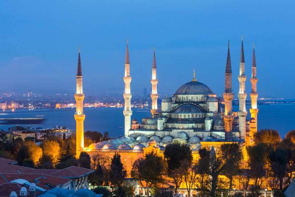 Istanbul: Hagia Sophia, Blue Mosque, and Grand Bazaar Tour - Highlights of Hagia Sophia