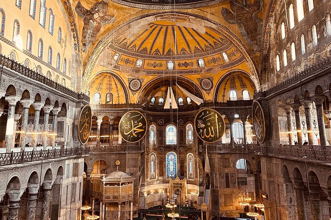 Istanbul Highlights Blue Mosque, Hagia Sophia, Cisterns and More! - Included in the Tour