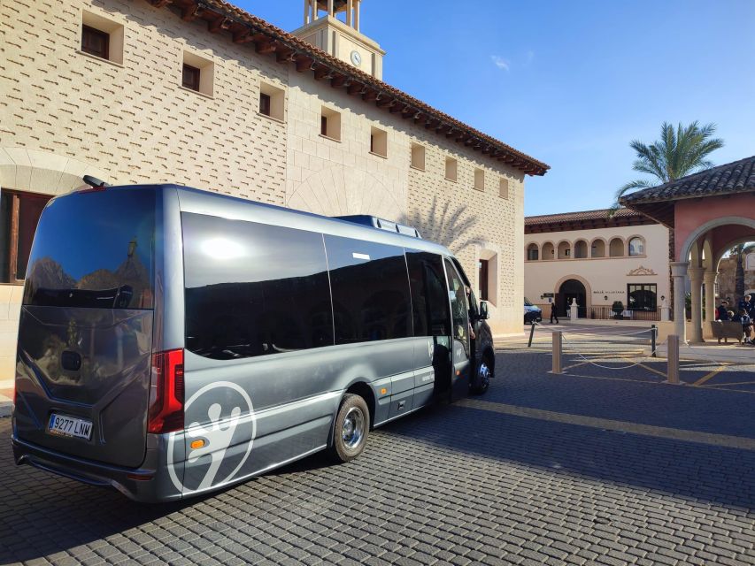 Jaén - Granada Airport Transfers in a VIP Coach - Highlights of the Experience