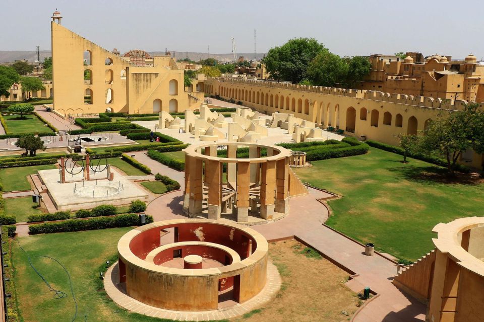 Jaipur: City Highlights Full Day Private Guided Tour - Tour Experience