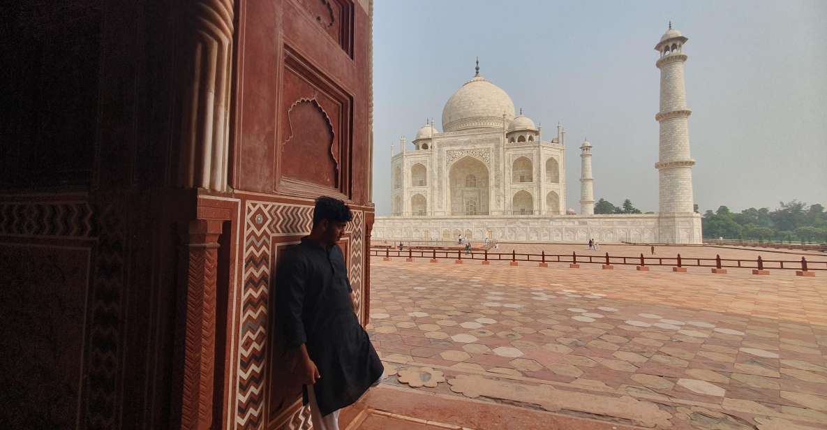 Jaipur to Agra: Taj Mahal in a Same Day! - Tour Guide and Services