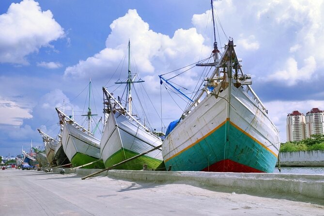 Jakarta Half-Day Highlights Tour - Inclusions and Amenities