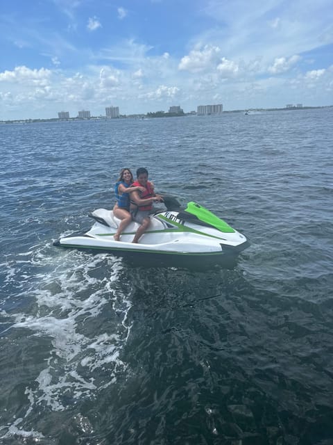 Jet Skis in Miami - Requirements and Restrictions