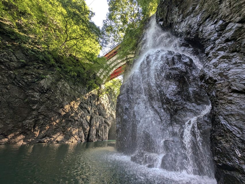 Joshinetsu Kogen National Park: SUP Tour on the Akaya Lake - Group Size and Language Options