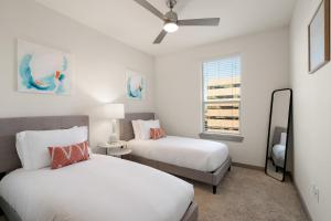 Kasa Arlington Dallas - Location and Nearby Attractions