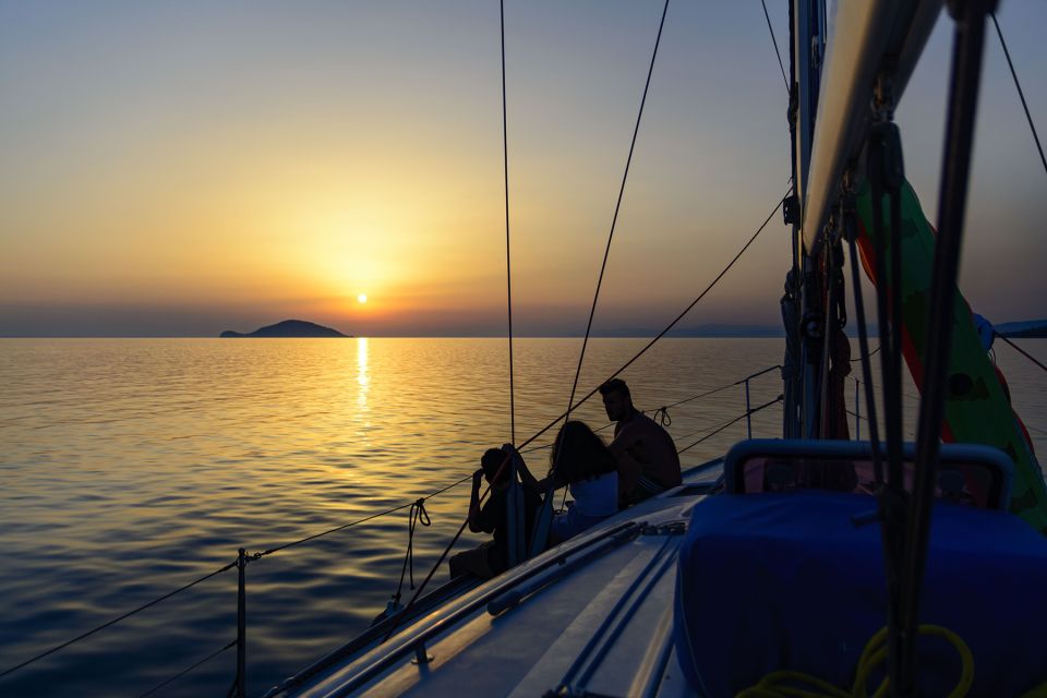 Kassandra: Private Sunset Sailing Cruise With Wine & Fruit - Inclusions and Amenities