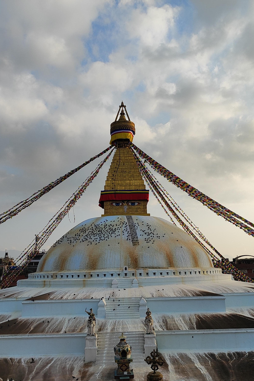 Kathmandu: 4-Days Unesco Sites & Wildlife Safari at Chitwan - Tour Overview and Pricing