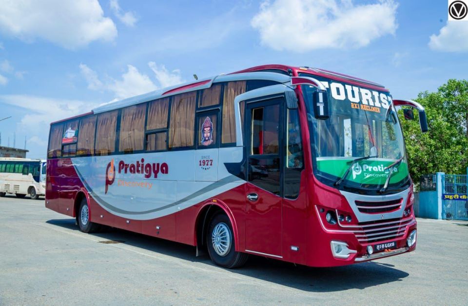 Kathmandu-Pokhara (Deluxe Tourist AC Sofa Bus) - Travel Experience