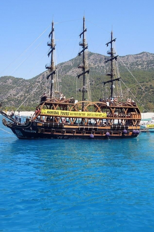 Kemer: Boat Trip With Swimming and Snorkeling - Swimming and Snorkeling Experience