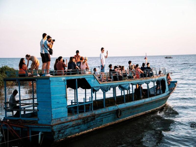 KOMPONG KHLEANG LAKE Community-Floating Village - Unique Experiences Offered