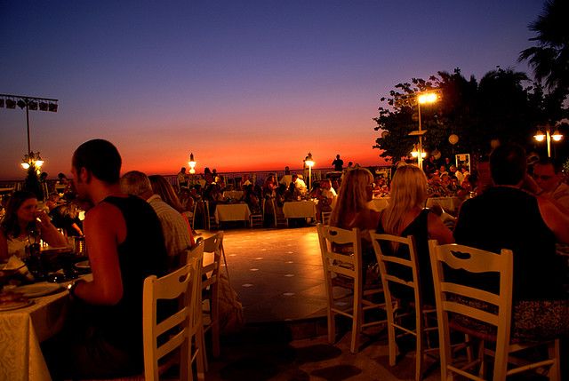 Kos: Greek Dinner With Music, Dancing, and Unlimited Wine - Culinary Offerings