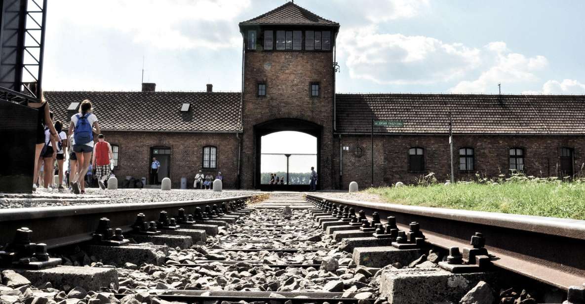 Krakow: Auschwitz-Birkenau Guided Tour Pickup/Lunch Options - Historical Significance