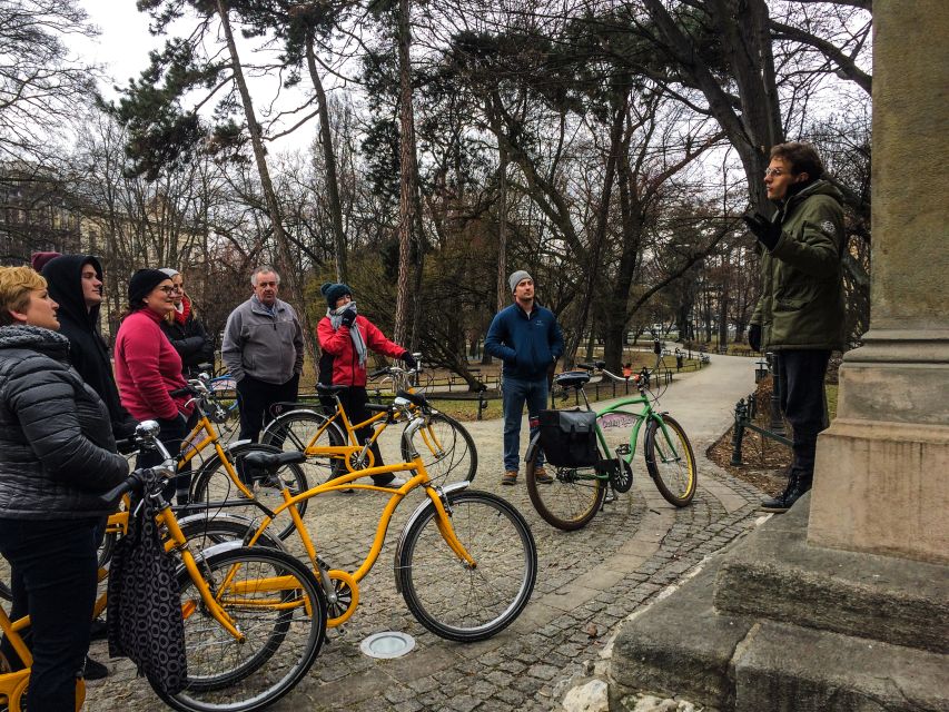 Krakow: Bike Tour of the Old Town, Kazimierz, and the Ghetto - Key Stops Along the Route