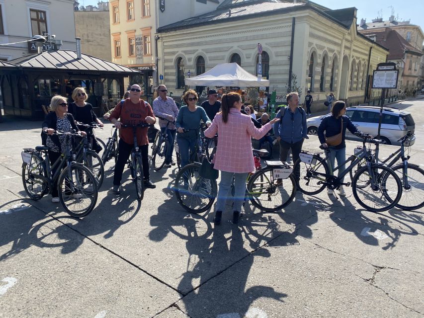 Krakow: Complete Bike Tour With All the Highlights - Exploring Krakow Old Town