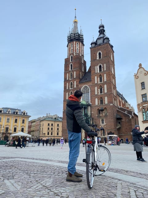 Krakow: Old Town and Kazimierz Guided Bike Tour - Experience and Learning